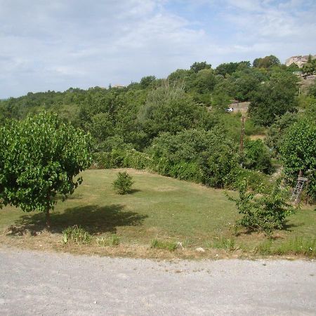 Appartement / Gîte Les Papillons Lablachère Extérieur photo